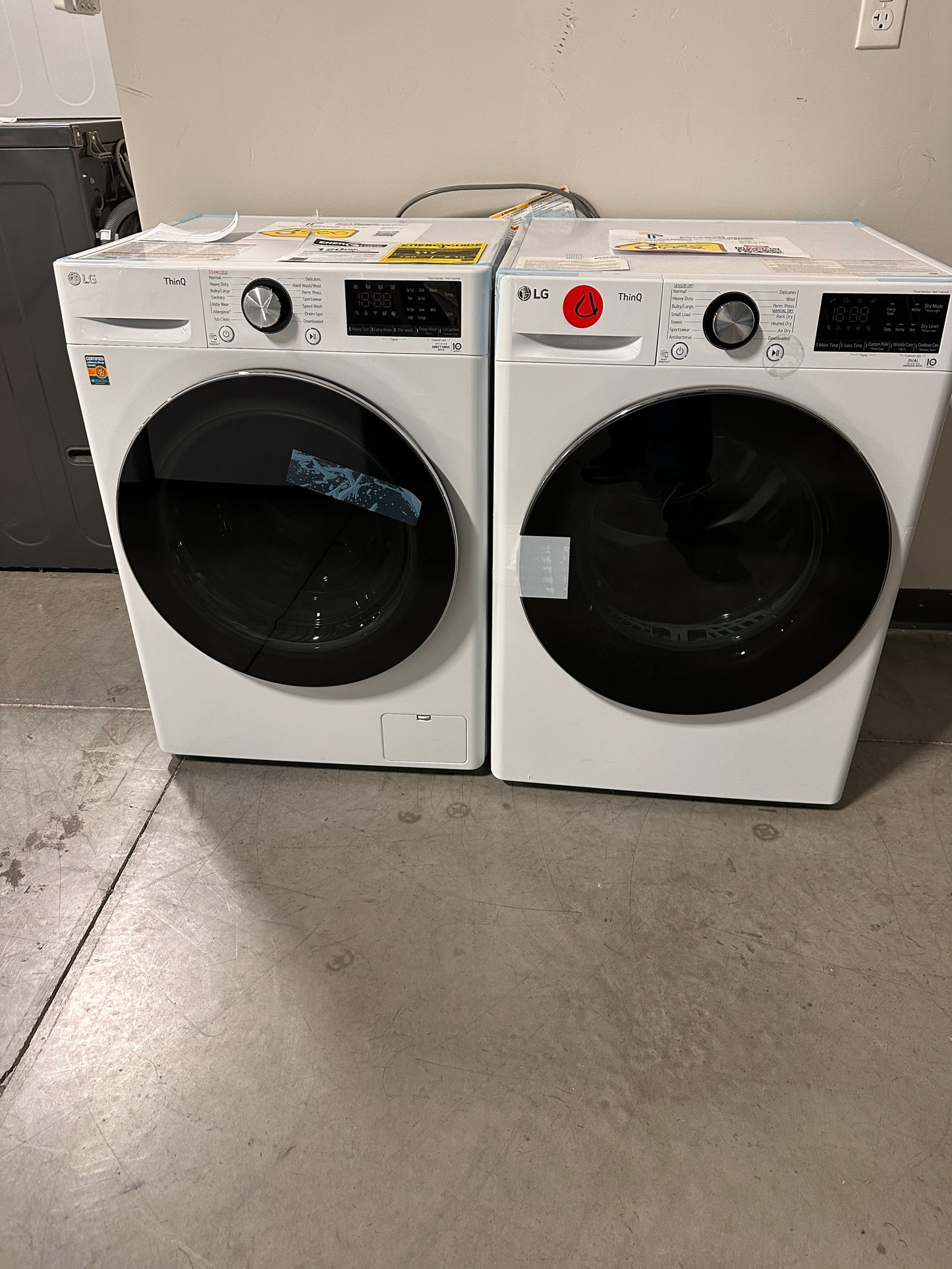 GREAT FOR APARTMENTS COMPACT LAUNDRY SET WAS13725 DRY12607