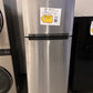 LOW PRICE HIGH QUALITY! Whirlpool 28 in. 17.6 Cu. Ft. Top Refrigerator MODEL: WRT518SZFM REF13682