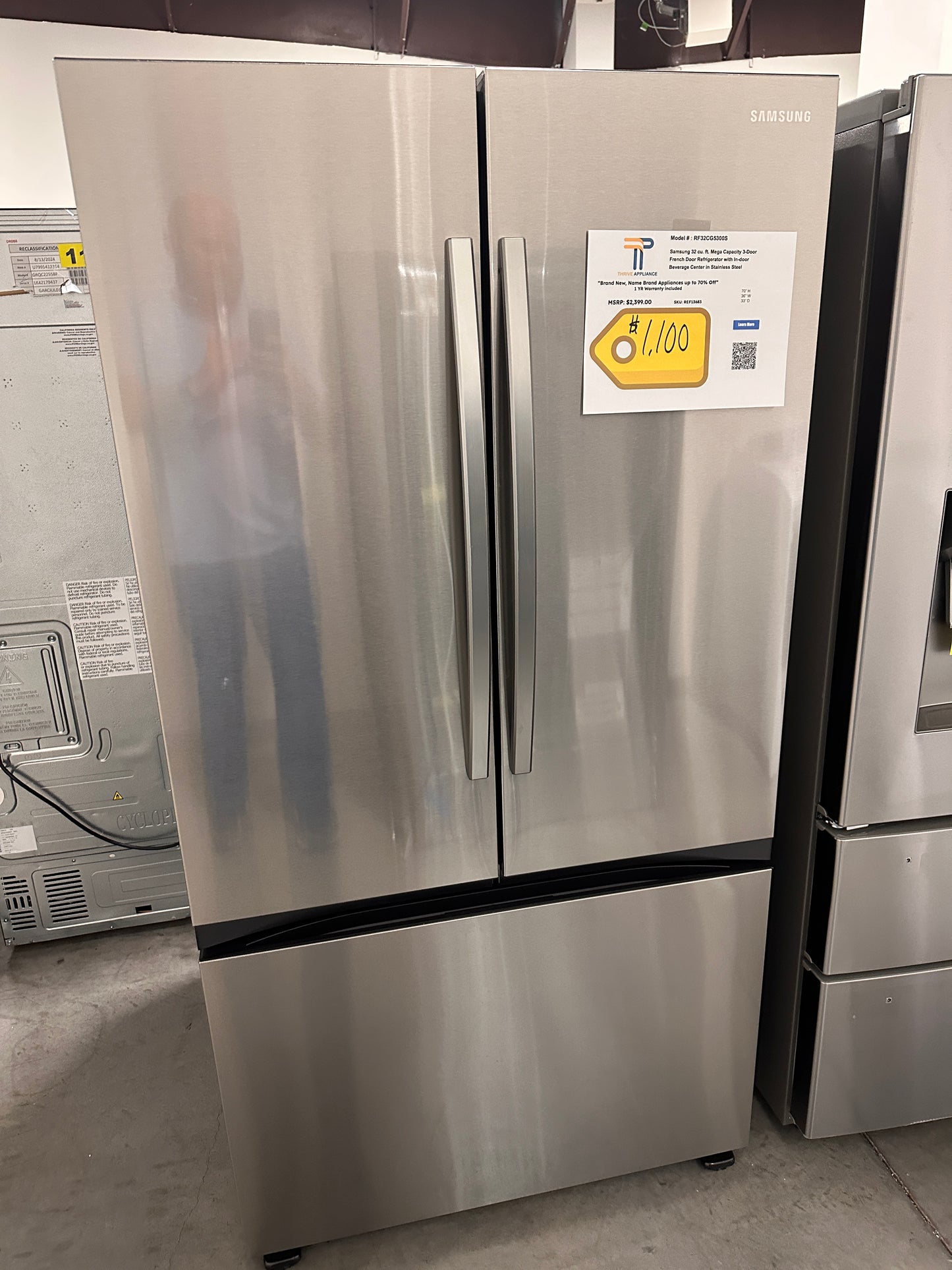 BRAND NEW! Samsung Mega Capacity 31.5-cu ft Smart French Door Refrigerator MODEL: RF32CG5300S REF13683