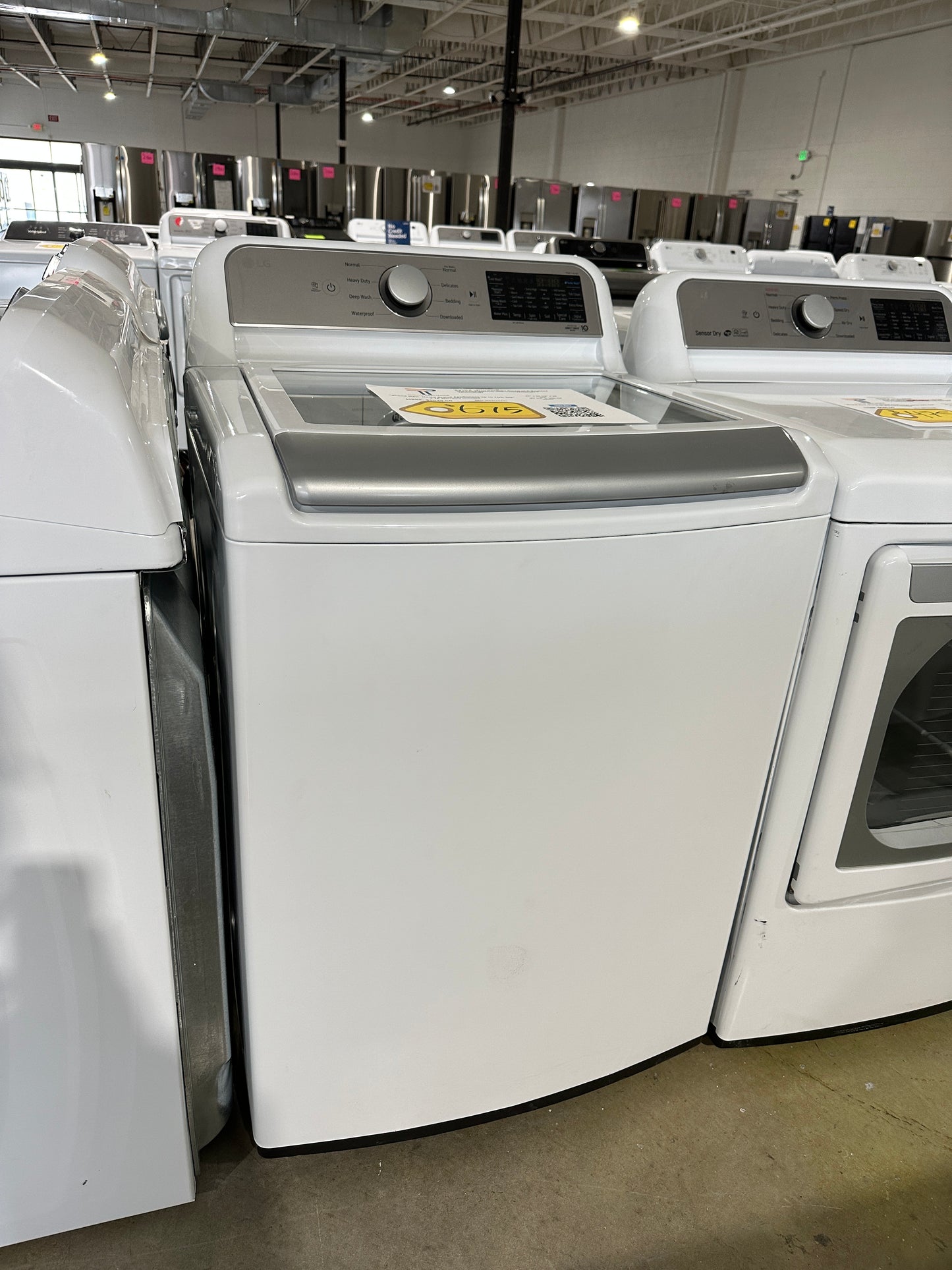 GORGEOUS NEW TOP LOAD LG WASHER - WAS11844S WT7400CW