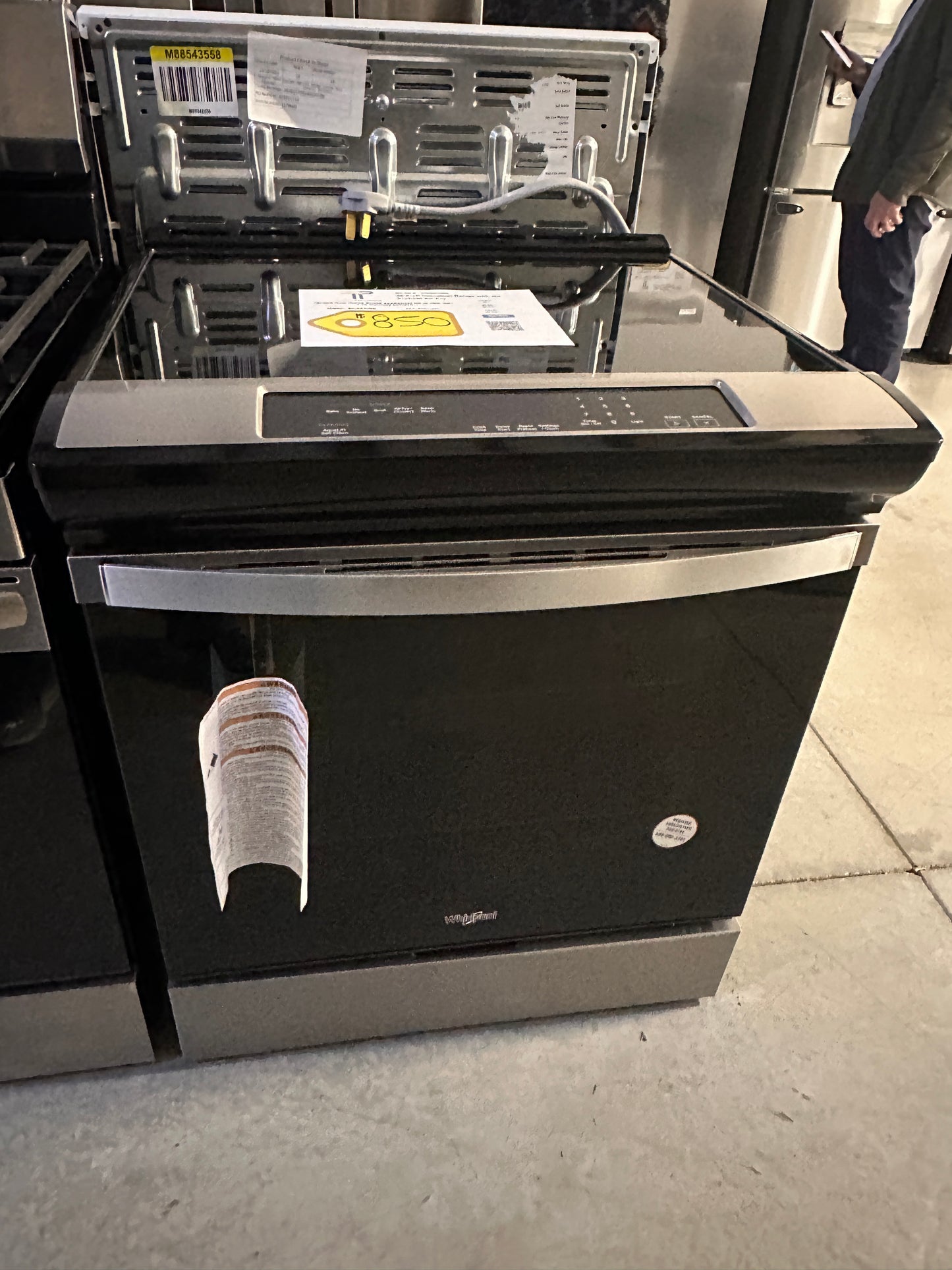 GORGEOUS NEW Whirlpool 30 In. Induction Range with No Preheat Air Fry MODEL: WSIS5030RZ RAG11979