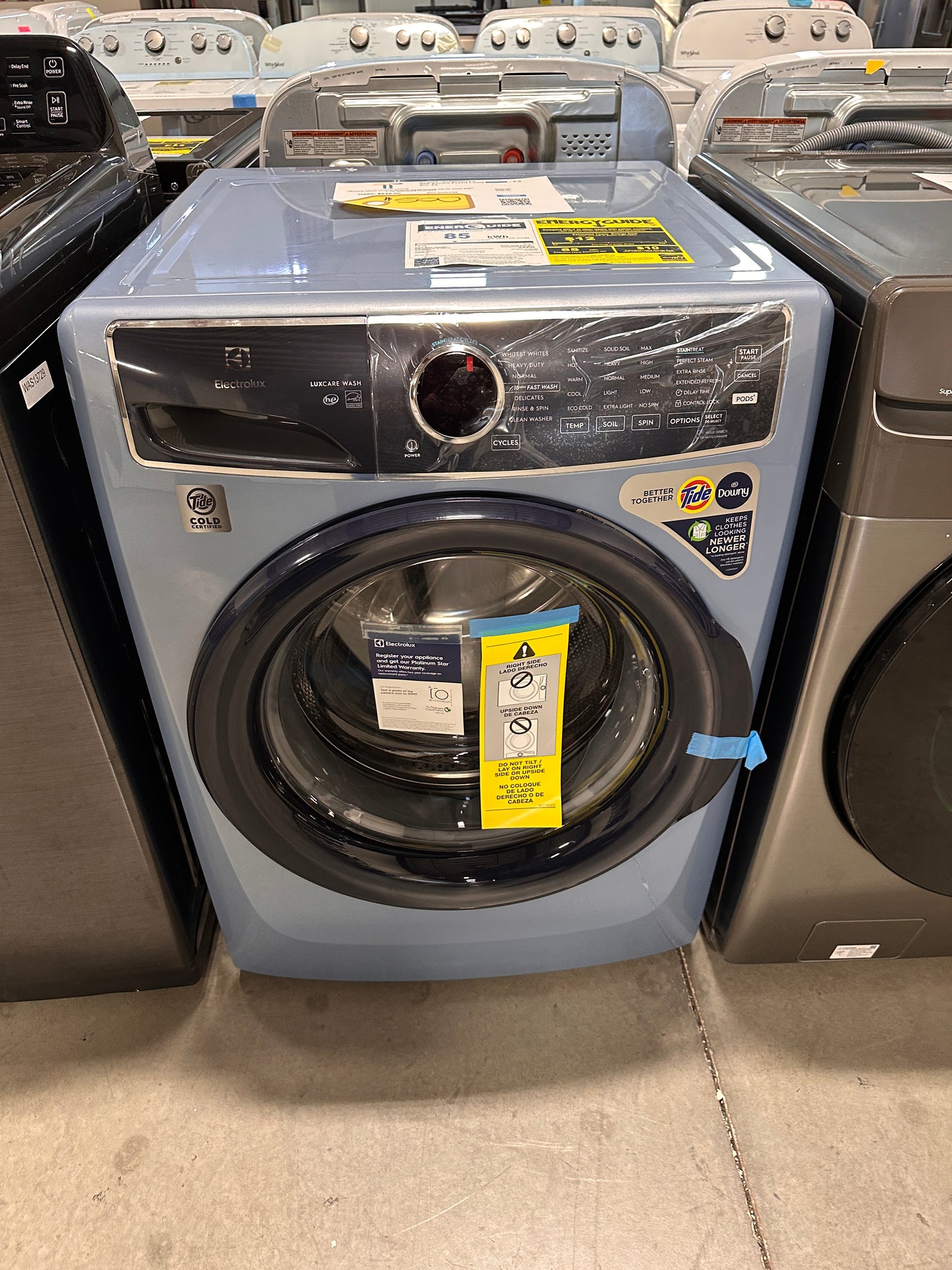 BRAND NEW! Electrolux 4.5 Cu Ft Front Load Washer MODEL: ELFW7437AG WAS13723