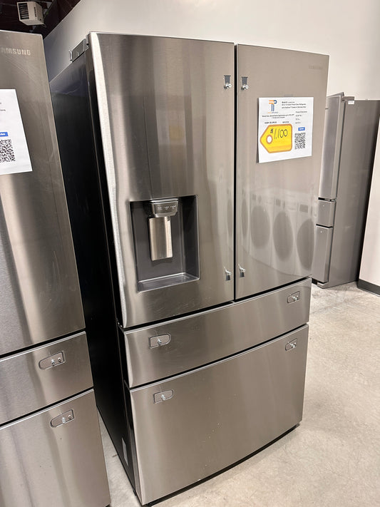 NEW! Samsung - 4-Door Refrigerator with FlexZone Drawer - MODEL: RF28R7201SR REF13704