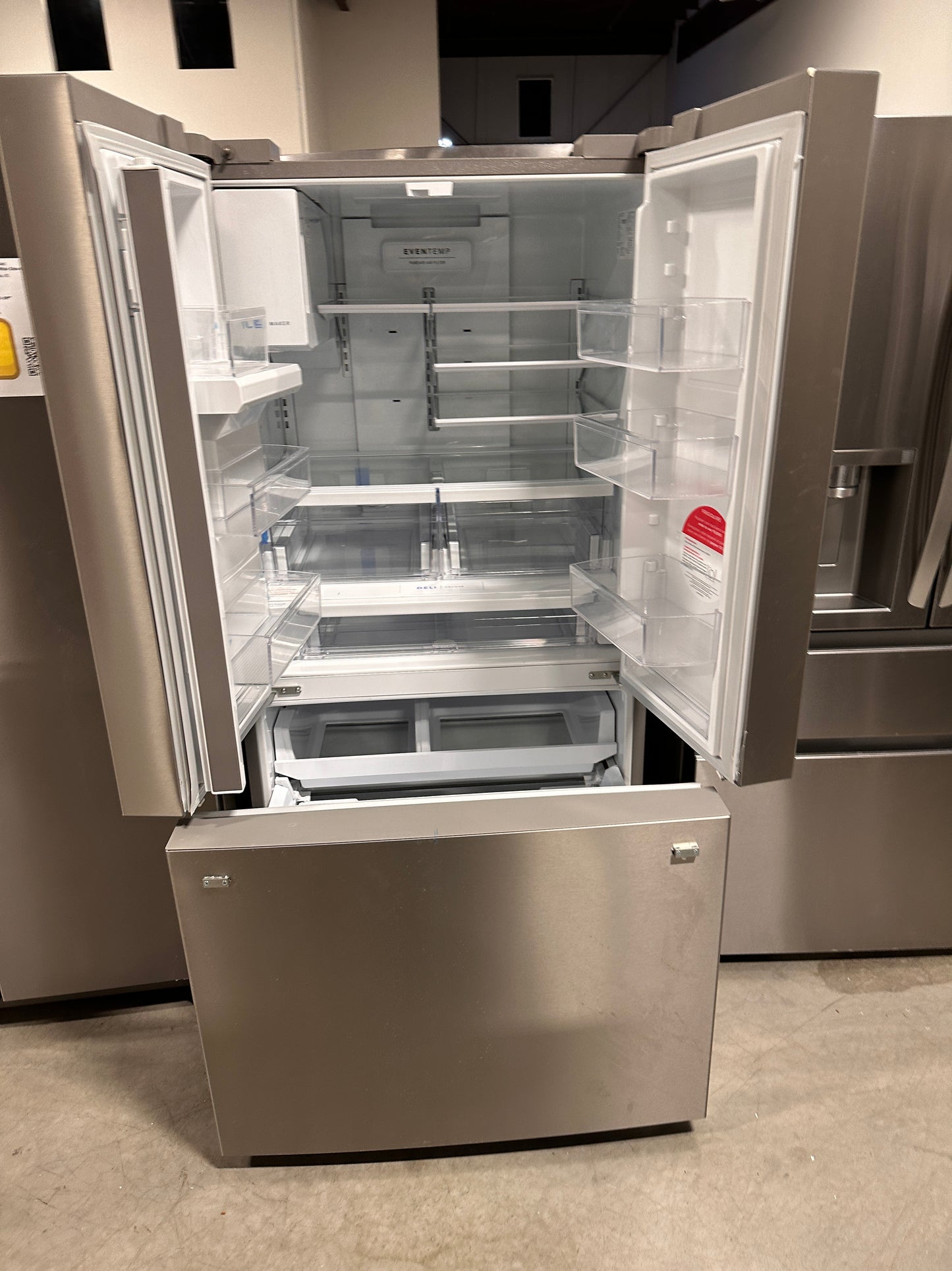 BRAND NEW! Frigidaire 27.8 cu. ft. French Door Refrigerator MODEL: FRFS282LAF REF13697