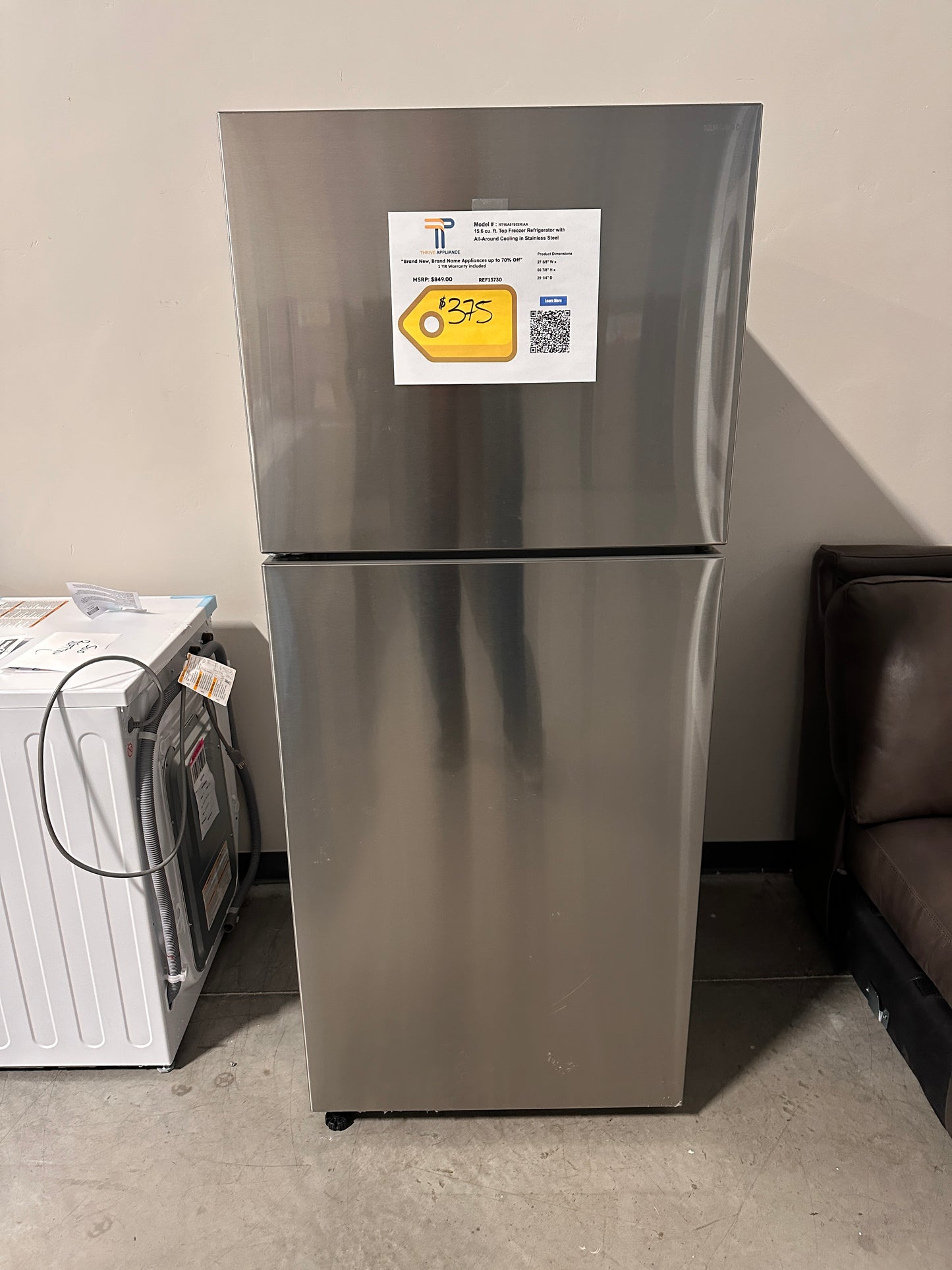 LOW PRICE! Samsung 15.6 cu. ft. Top Freezer Refrigerator MODEL: RT16A6195SR REF13730