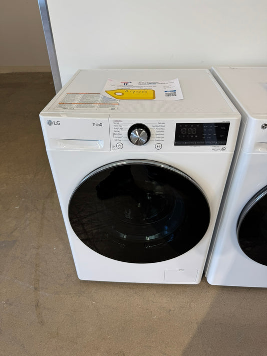 GREAT NEW LG SMART COMPACT FRONT LOAD WASHER MODEL: WM1455HWA  WAS10357R