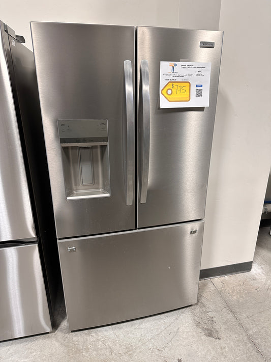 Frigidaire - 27.8 Cu. Ft. French Door Refrigerator - Stainless Steel  MODEL: FRFS282LAF  REF13764