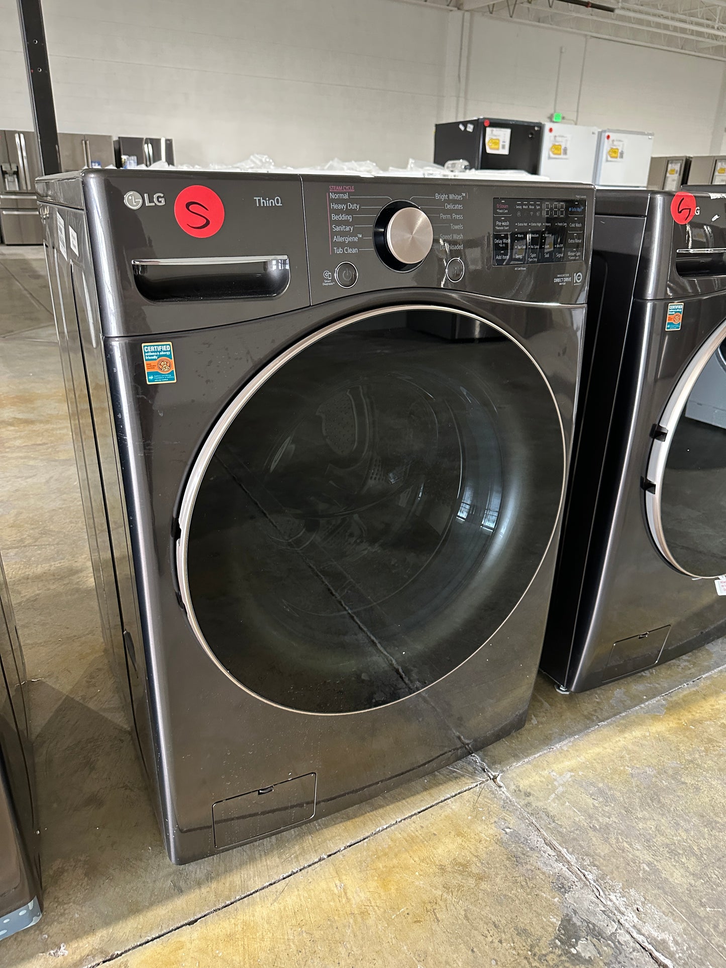 SMART FRONT LOAD WASHER WITH STEAM - WAS11879s Model:WM4000HBA