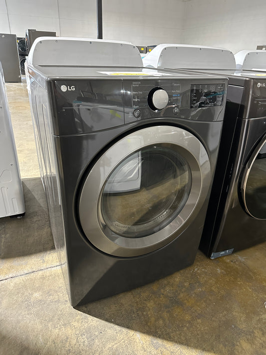 GREAT NEW LG ELECTRIC DRYER with WRINKLE CARE Model:DLE3470M  DRY11778S
