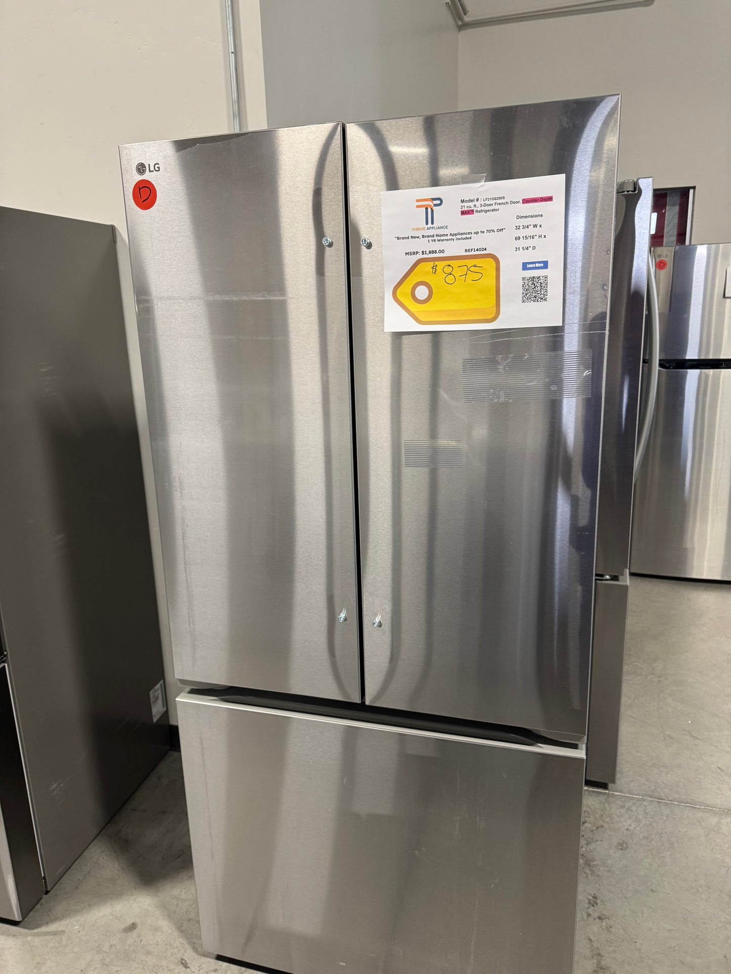 LG 21 cu. ft. 3-Door French Door Counter-Depth MAX Refrigerator MODEL: LF21G6200S SKU: REF14024