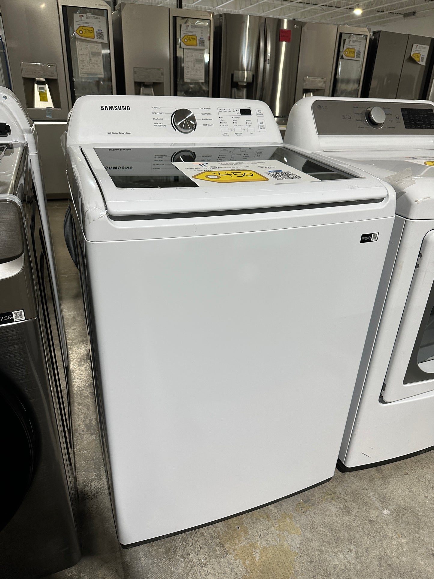 SAMSUNG TOP LOAD WASHER with VIBRATION REDUCTION Model:WA45T3200AW  WAS11929S