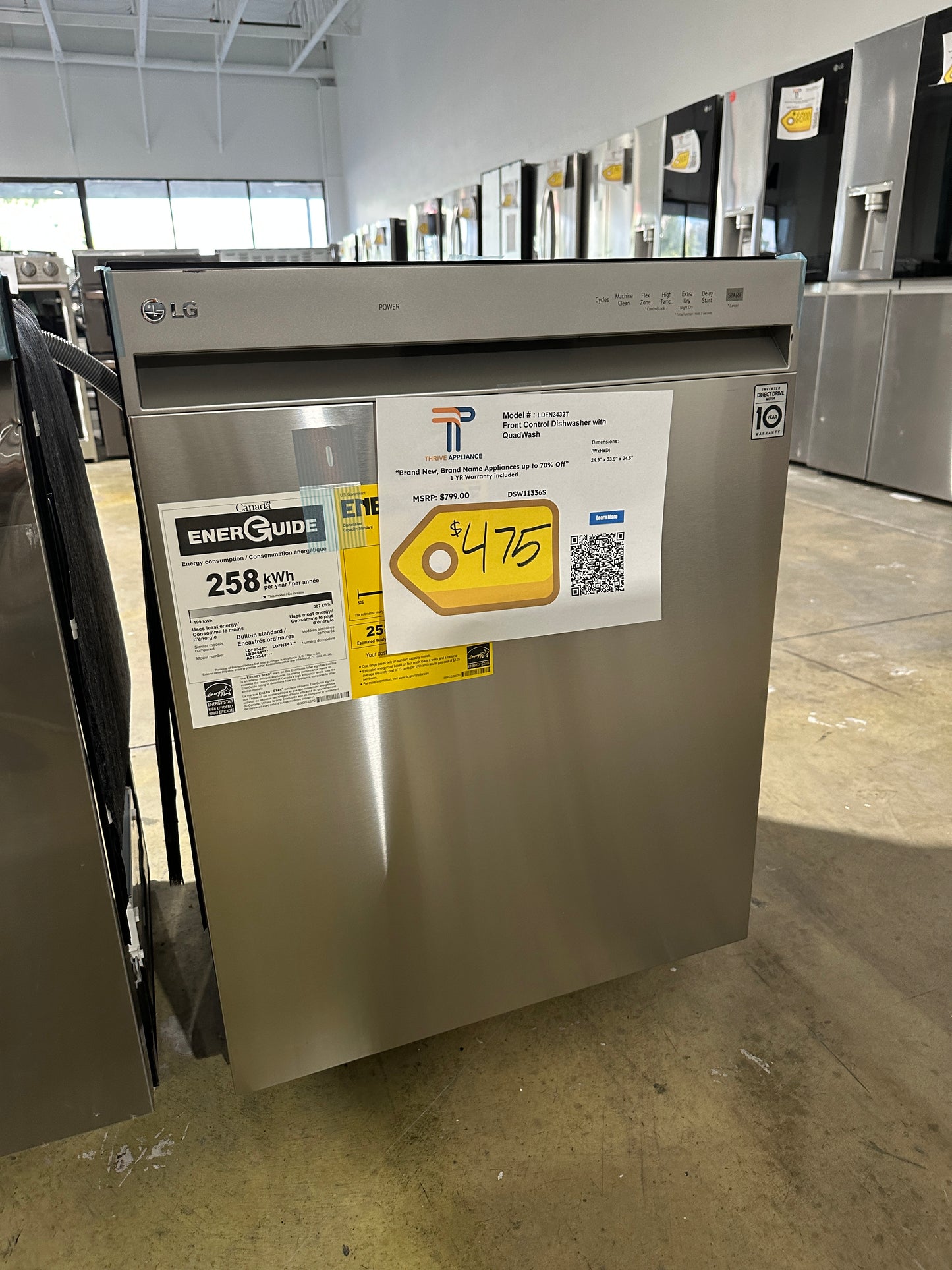 GREAT NEW LG DISHWASHER with STAINLESS STEEL TUB MODEL: LDFN3432T  DSW11336S