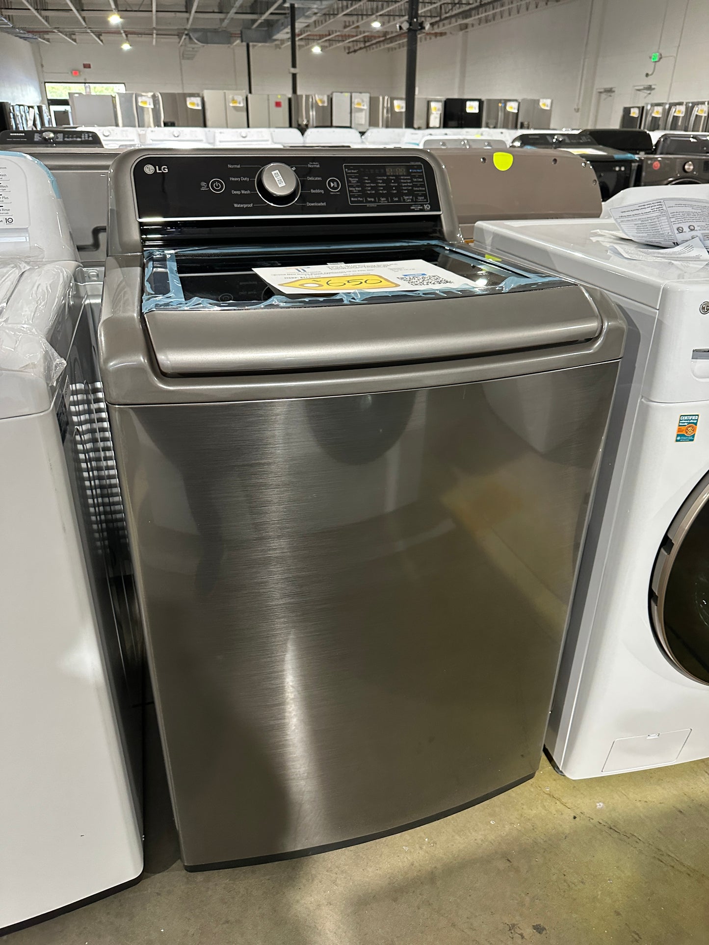 GORGEOUS GRAPHITE STEEL LG TOP LOAD WASHER MODEL: WT7400CV  WAS11995S