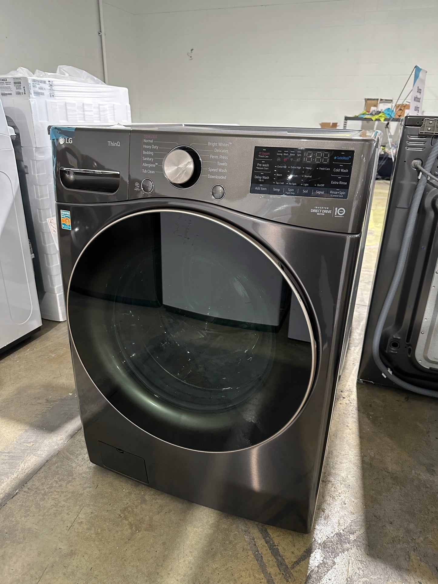 STACKABLE SMART FRONT LOAD WASHER WITH STEAM MODEL: WM4000HBA  WAS11977S