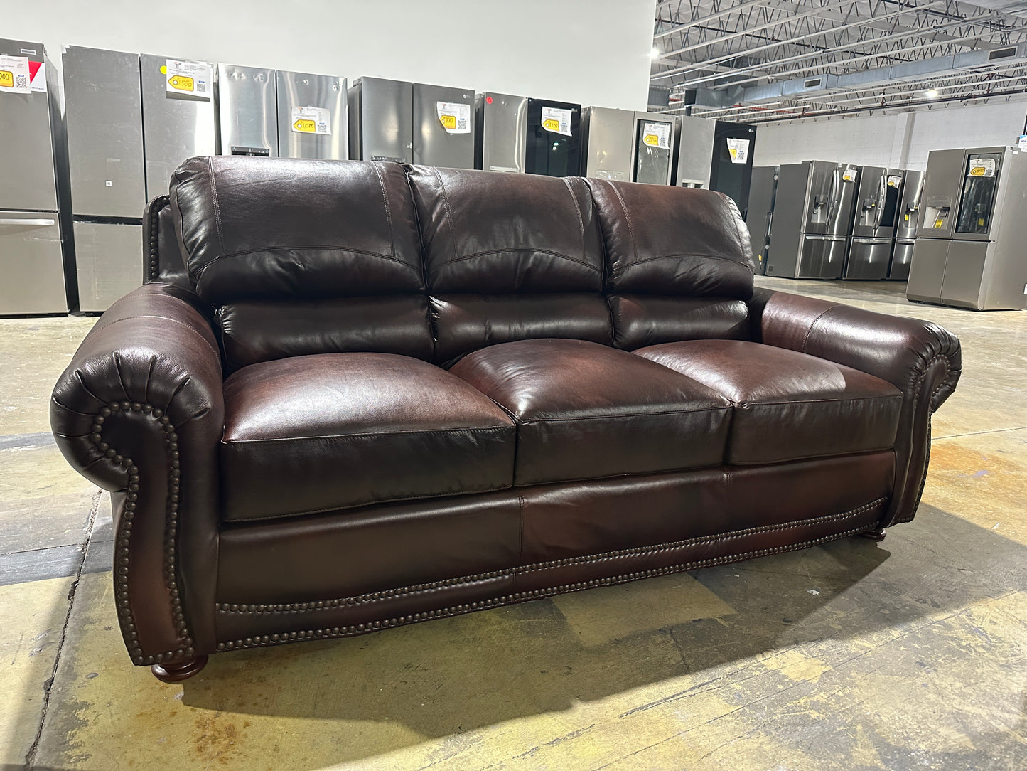 GENUINE LEATHER SOFA - MADE IN THE USA - GORGEOUS AMARETTO COLOR