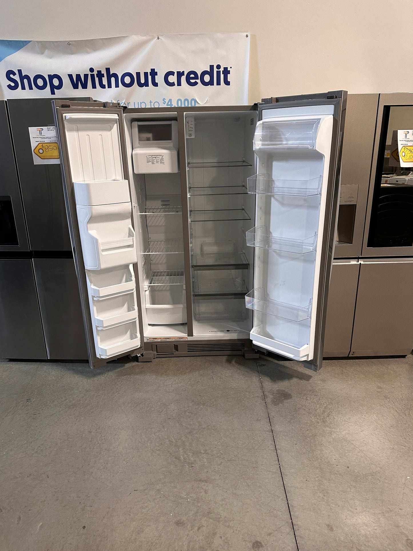 NEW! Whirlpool 36 Side-By-Side Refrigerator  MODEL: WRS315SDHZ  REF13834