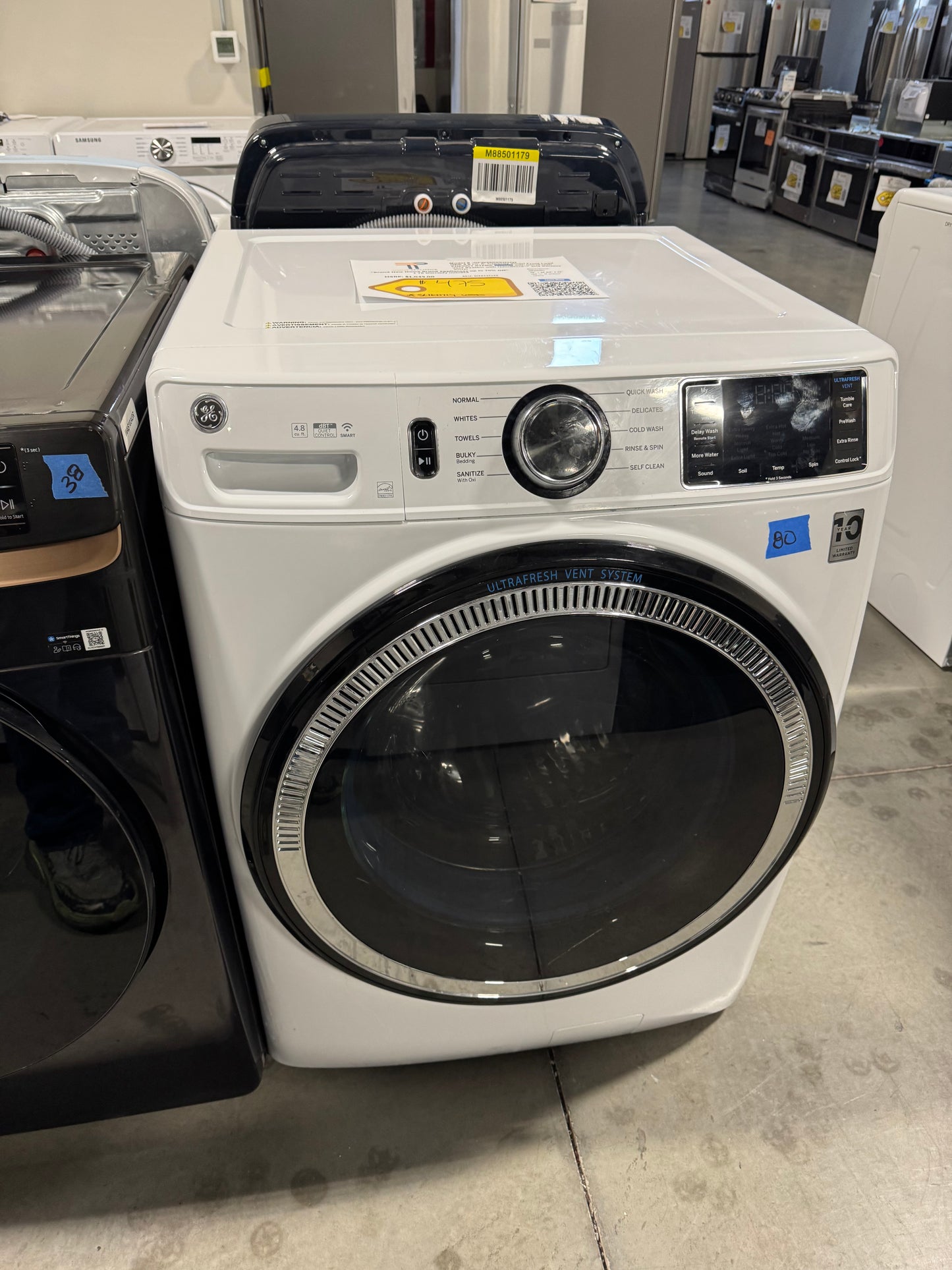 GE - 4.8 Cu. Ft. High-Efficiency Stackable Smart Front Load Washer w/ Odorblock Ultra Fresh Vent System & Microban Technology - White