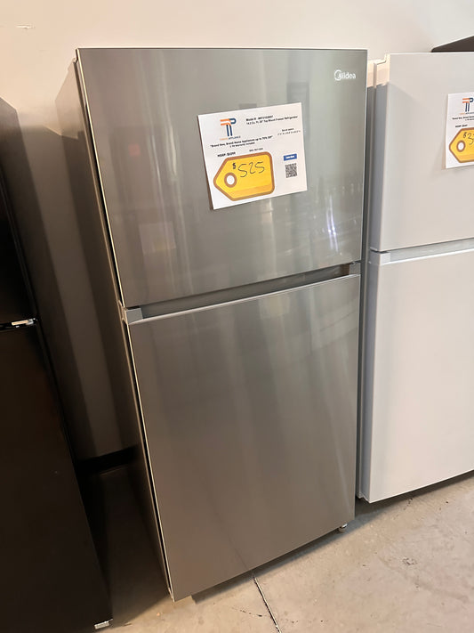 GREAT NEW STAINLESS STEEL TOP FREEZER REFRIGERATOR MODEL: MRT21D2BST  REF13839
