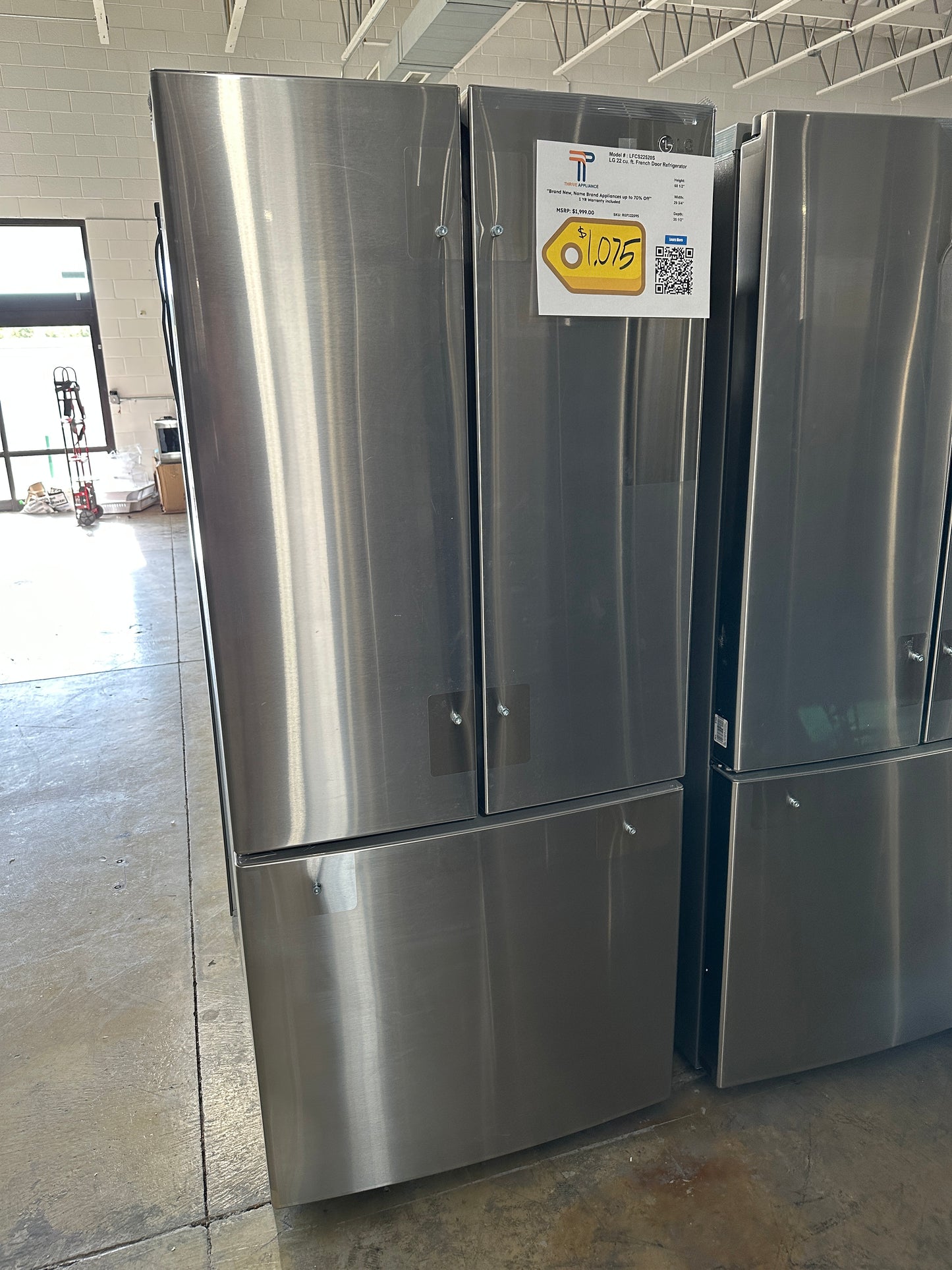 FRENCH DOOR LG STAINLESS STEEL FRIDGE MODEL: LFDS22520S  REF12259S