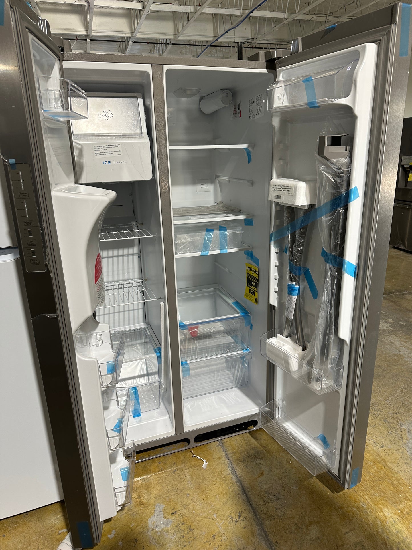 NEW 22.3 Cu. Ft. Side-by-Side Refrigerator - Stainless Steel  MODEL: FRSS26L3AF  REF12275S
