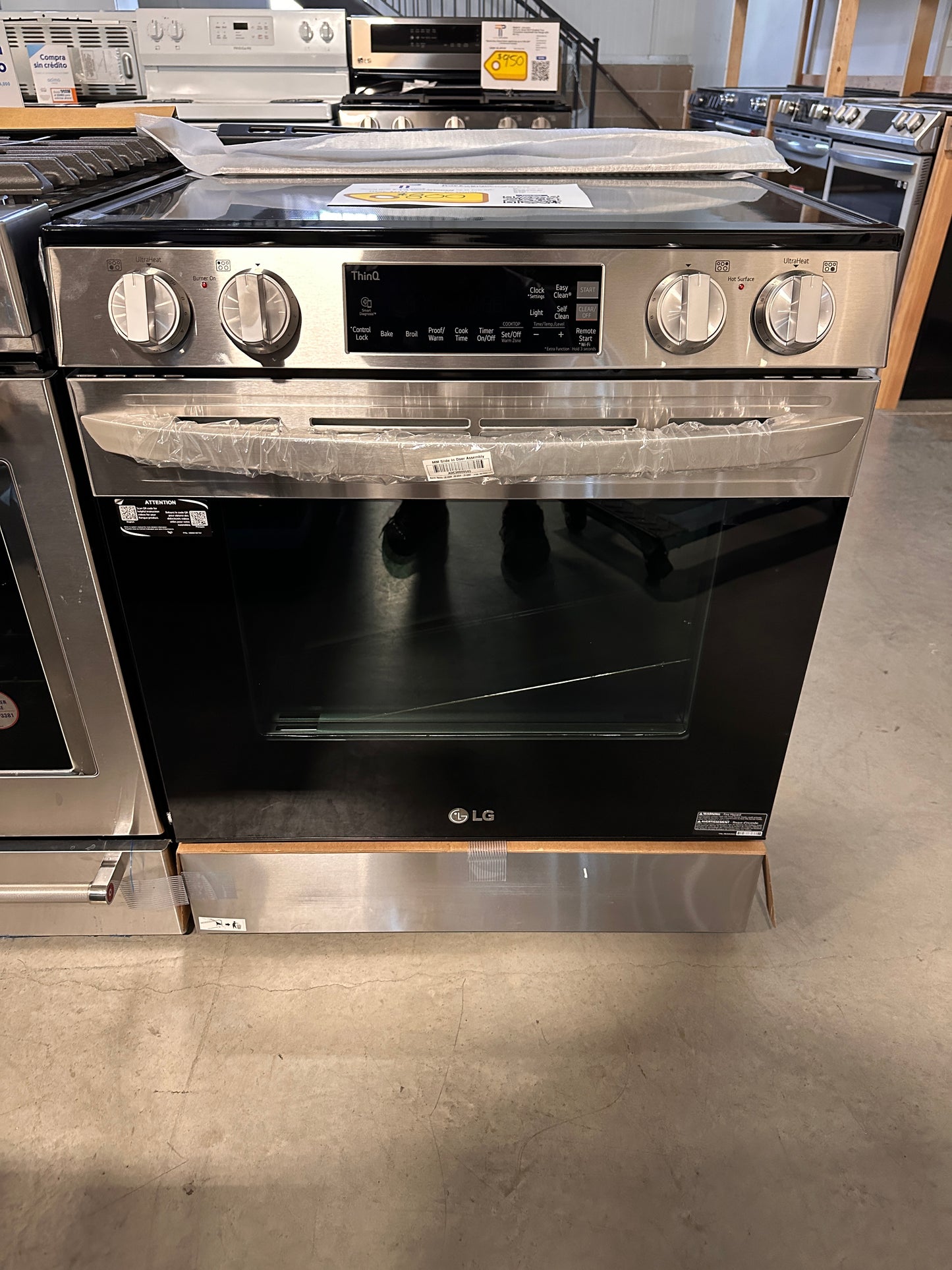 SLIDE IN LG ELECTRIC RANGE - RAG11783 Model:LSEL6331F