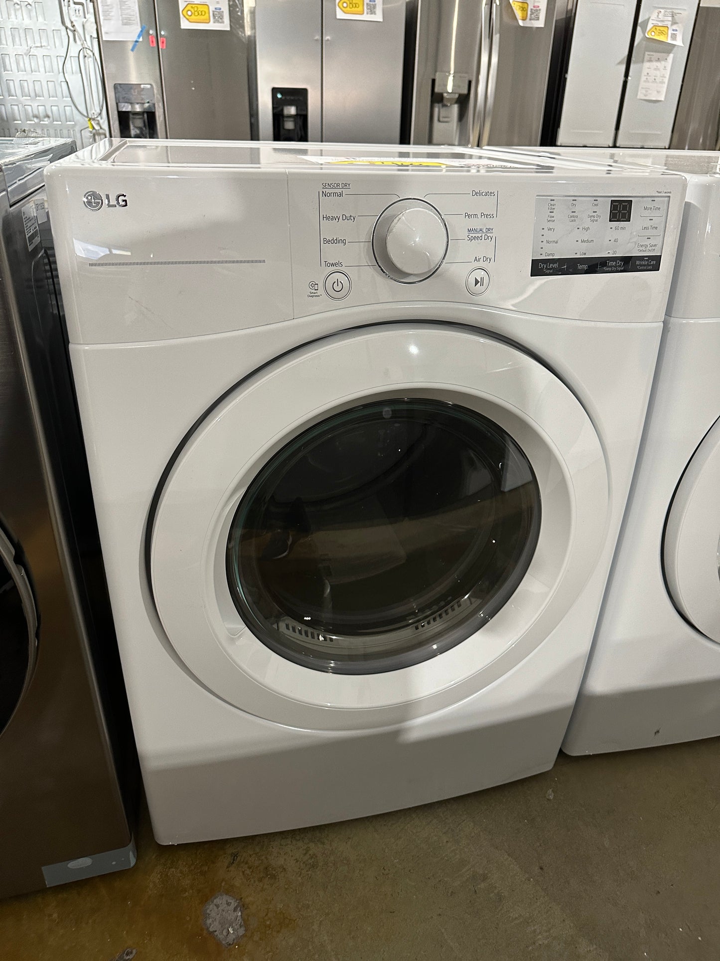 GREAT NEW WHITE STACKABLE ELECTRIC DRYER MODEL: DLE3400W  DRY11932S