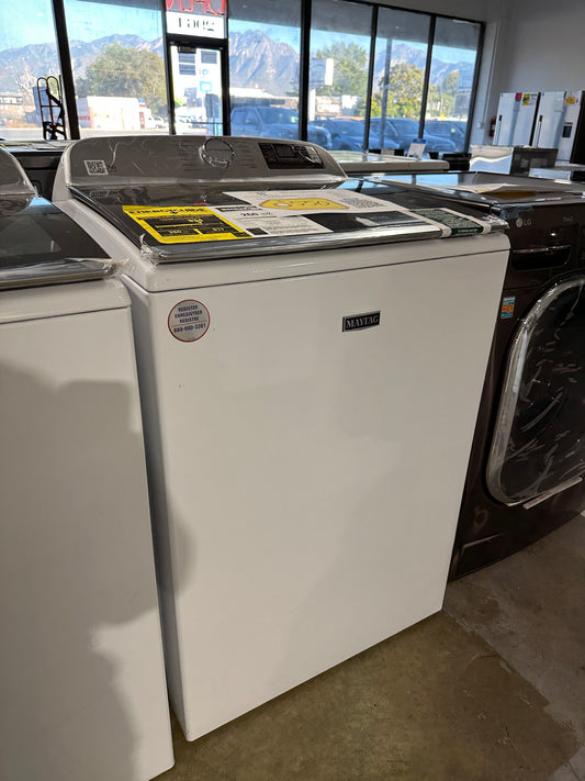 BEAUTIFUL BRAND NEW MAYTAG SMART TOP LOAD WASHER MODEL: MVW7230HW  WAS12006S