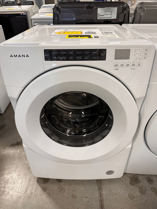 Amana - 4.3-cu ft High Efficiency Stackable Front-Load Washer  WAS13003 NFW5800HW