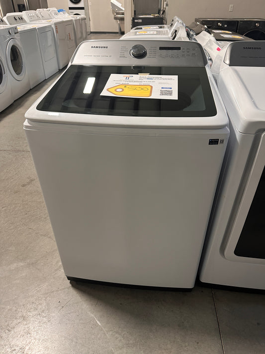 Samsung 5.2 cu. ft. Washer Smart Top Load with Super Speed Wash  MODEL: WA52DG5500AW  WAS13924