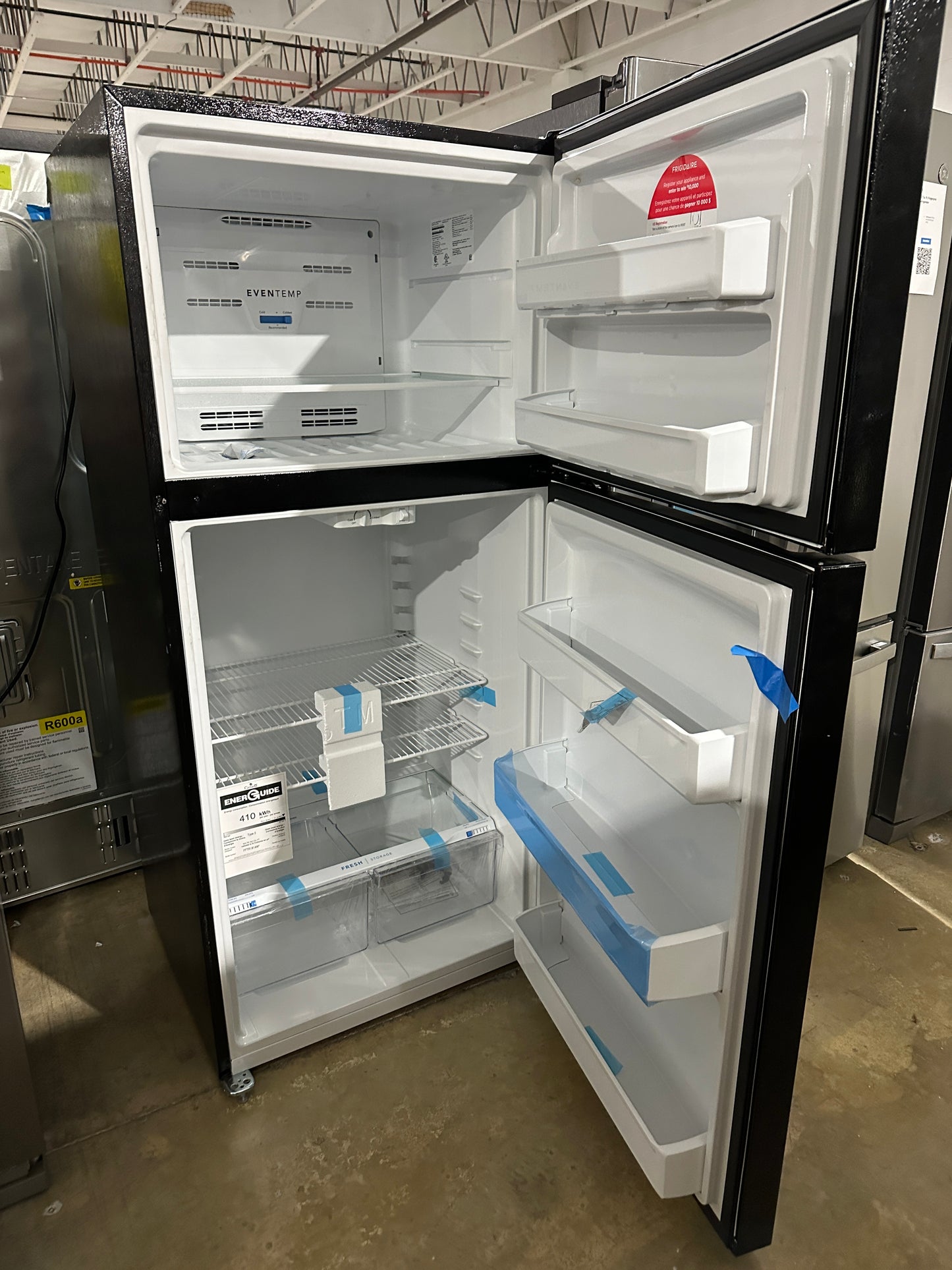 BRAND NEW FRIGIDAIRE GARAGE FRIDGE MODEL: FFTR1814WB  REF12289S