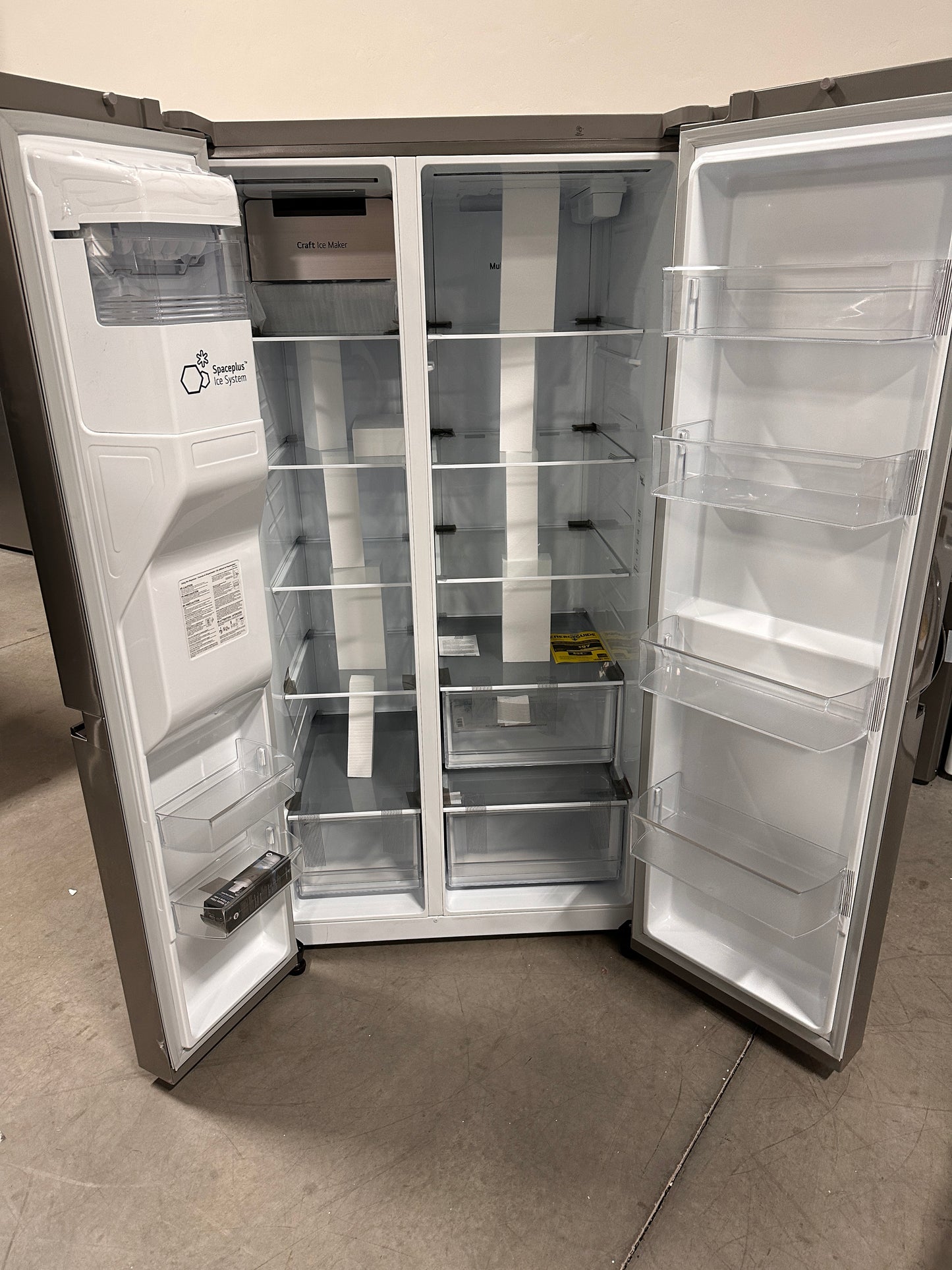 Side-by-Side Refrigerator with SpacePlus Ice - Stainless steel  Model:LRSXS2706S  REF12903