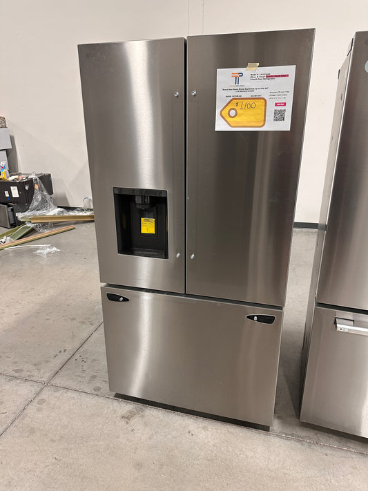 BEAUTIFUL BRAND NEW COUNTER DEPTH MAX LG REFRIGERATOR MODEL: LRFXC2606S  REF13917