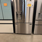 BEAUTIFUL BRAND NEW FRENCH DOOR CRAFT ICE MAKING REFRIGERATOR MODEL: LHFS28XBS  REF13935