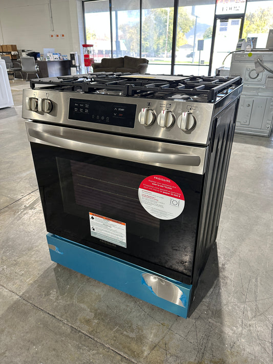 GREAT NEW GAS RANGE WITH QUICK BOIL MODEL: FCFG3062AS  RAG11534S