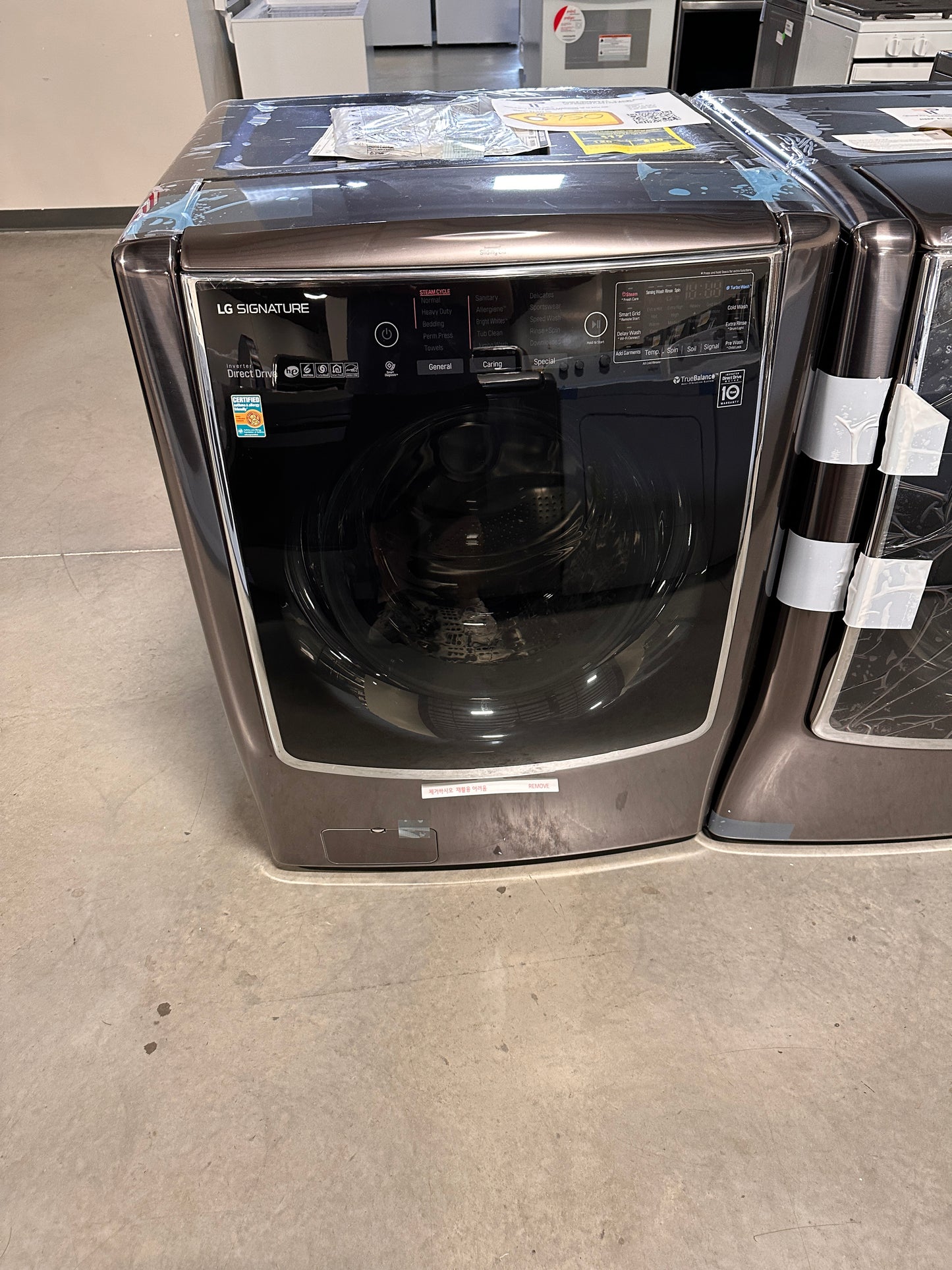 ULTRA CAPACITY FRONT LOAD LG WASHING MACHINE Model:WM9500HKA  WAS13078