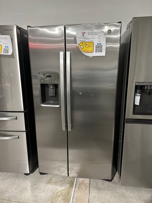 GREAT NEW GE SIDE-BY-SIDE REFRIGERATOR - REF12023S GSE25GYPFS