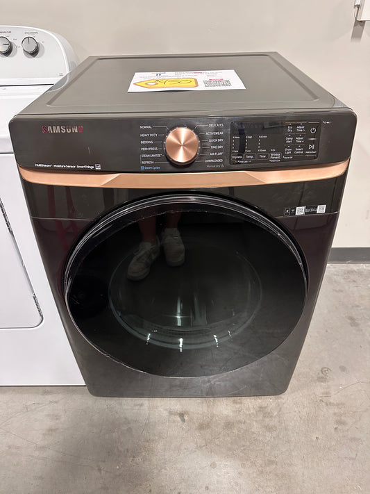 GORGEOUS NEW SAMSUNG ELECTRIC DRYER Model:DVE50BG8300VA3  DRY12400
