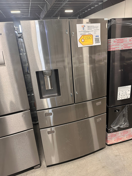NEW Samsung 28 cu ft 4 Door French Door Refrigerator  MODEL: RF28R7201SR  REF13967
