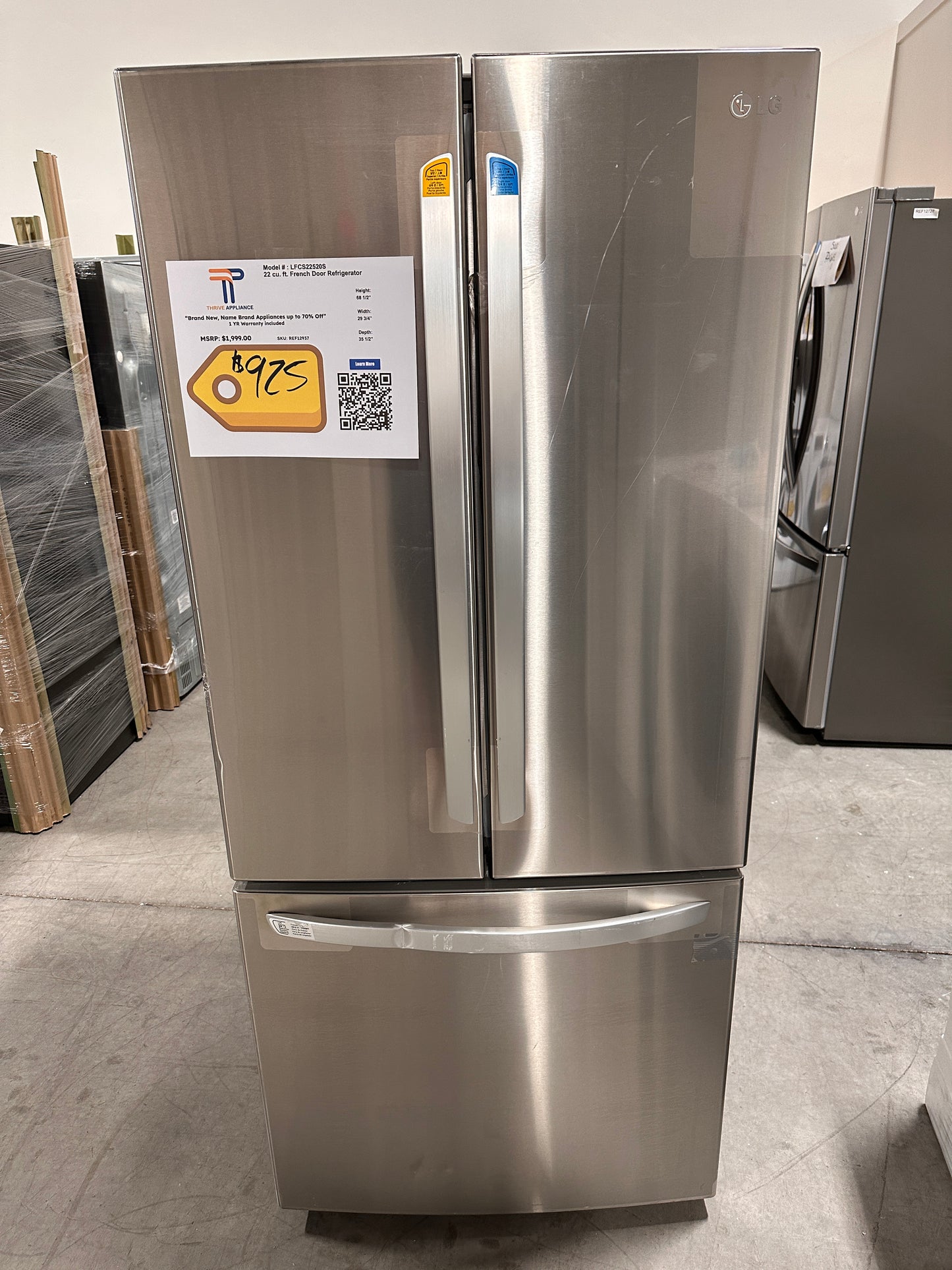 GORGEOUS LG FRIDGE with SMART COOLING SYSTEM Model:LFCS22520S  REF12937