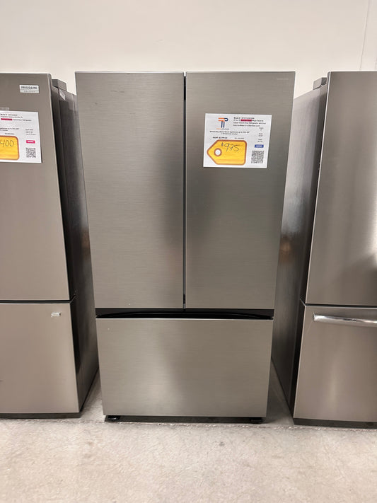 GORGEOUS NEW COUNTER DEPTH SAMSUNG REFRIGERATOR MODEL: RF27CG5010S9  REF13955