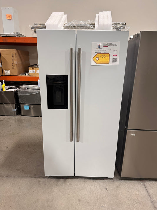 GORGEOUS NEW WHITE REFRIGERATOR 20 CU FT MODEL: FFRBI1844-36WHT  REF13960