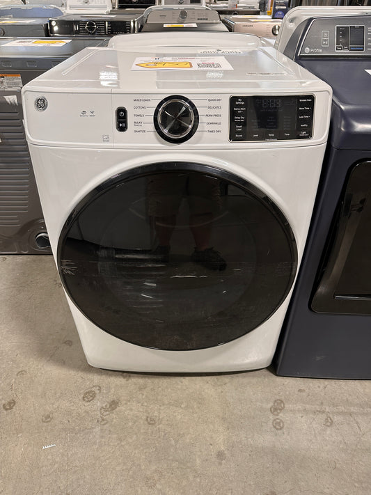 GREAT NEW GE - 7.8 Cu. Ft. 10-Cycle Electric Dryer - Model:GFD55ESSNWW  DRY12366