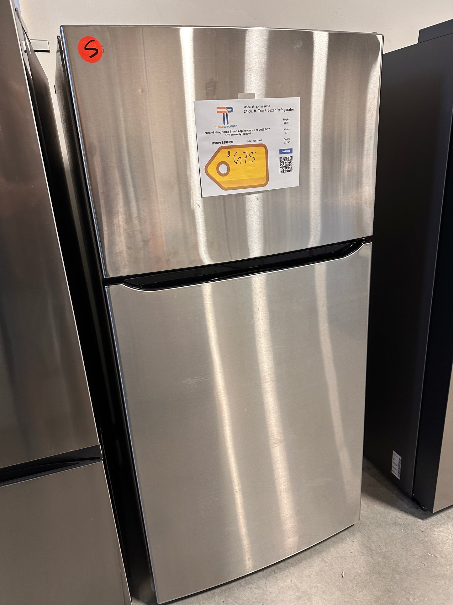 GORGEOUS MODEL! LG 24 cu. ft. Top Freezer Refrigerator  MODEL: LHTNS2403S  REF13980