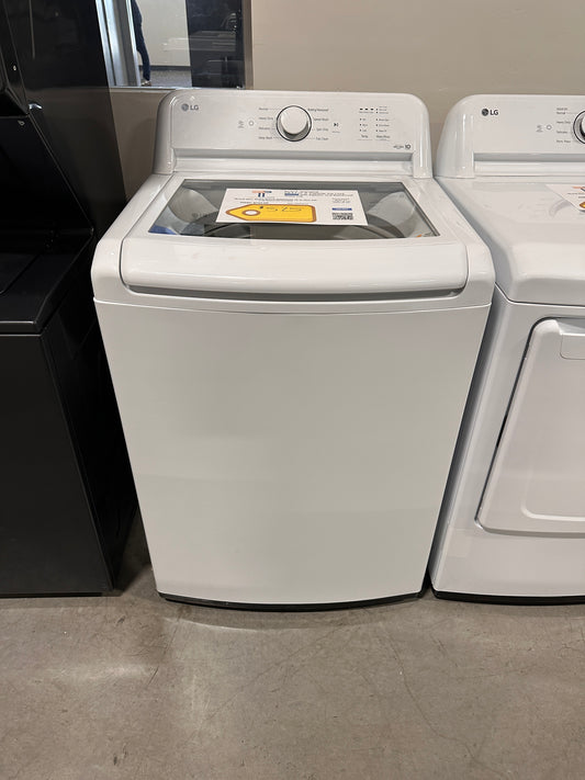NEW LG 4.1 Cu Ft Top Load Washer with Agitator  MODEL: WT6105CW  WAS14015