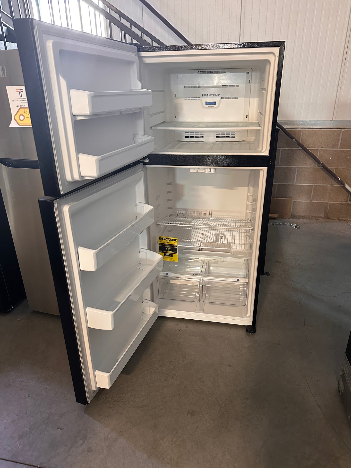 BRAND NEW! Frigidaire 18.3 Cu. Ft. Top Freezer Refrigerator  MODEL: FFTR1814WB  REF14013