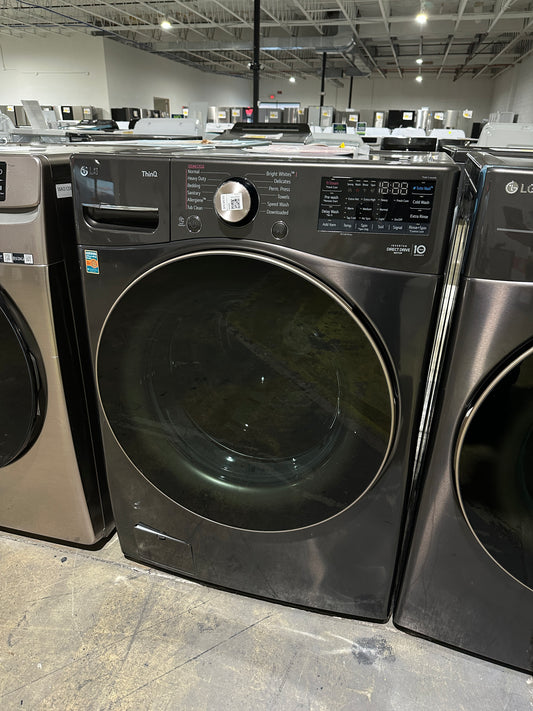 BEAUTIFUL BLACK STEEL SMART FRONT LOAD WASHER MODEL: WM4000HBA  WAS12066S