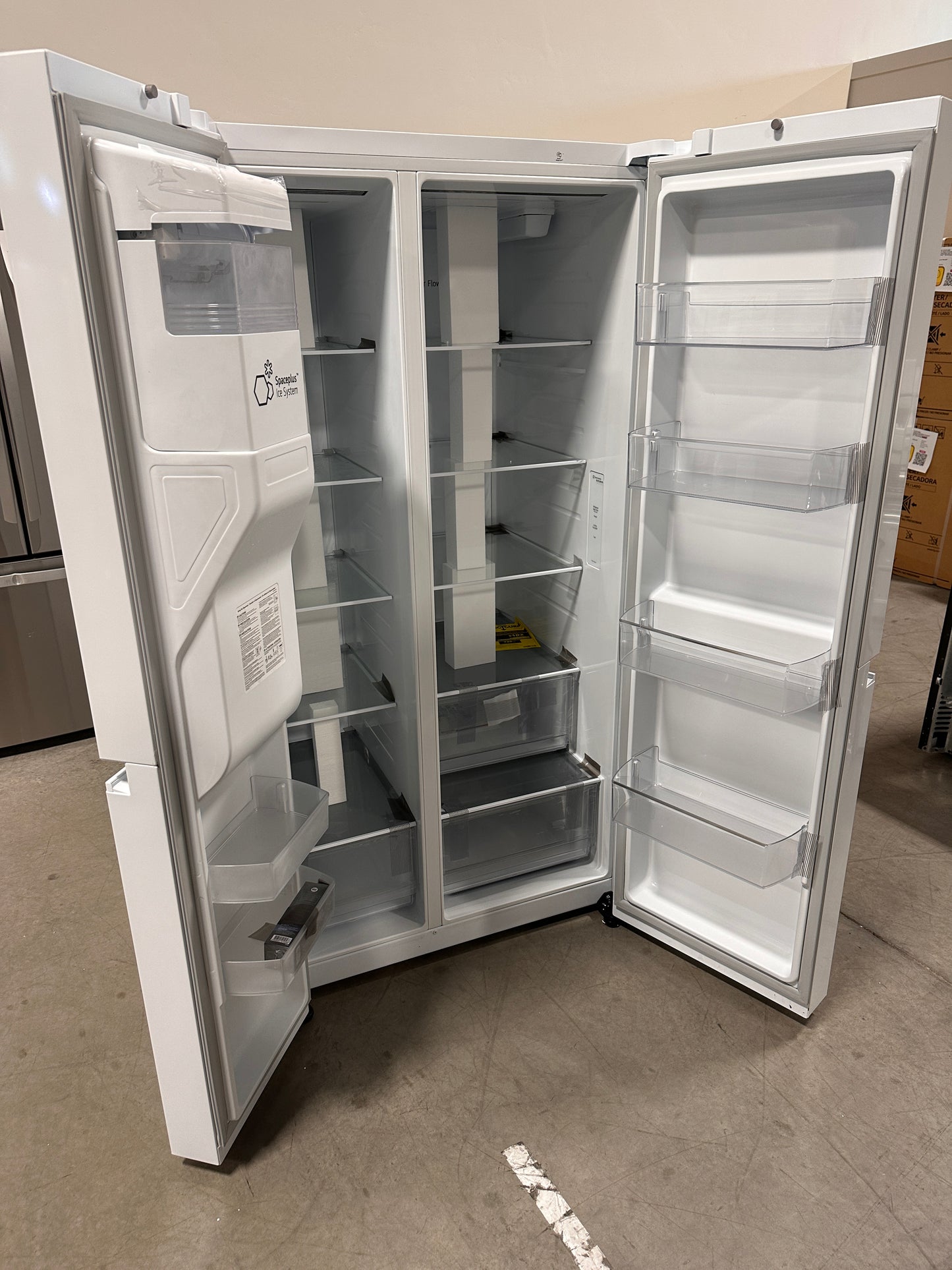 LG - 27.2 Cu. Ft. Side-by-Side Refrigerator with SpacePlus Ice - Smooth White  MODEL: LRSXS2706W  REF13004