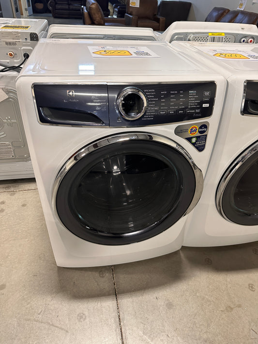 SALE PRICE! ELECTROLUX 4.5 CU FT FRONT LOAD WASHER MODEL: ELFW7637AW  WAS13116