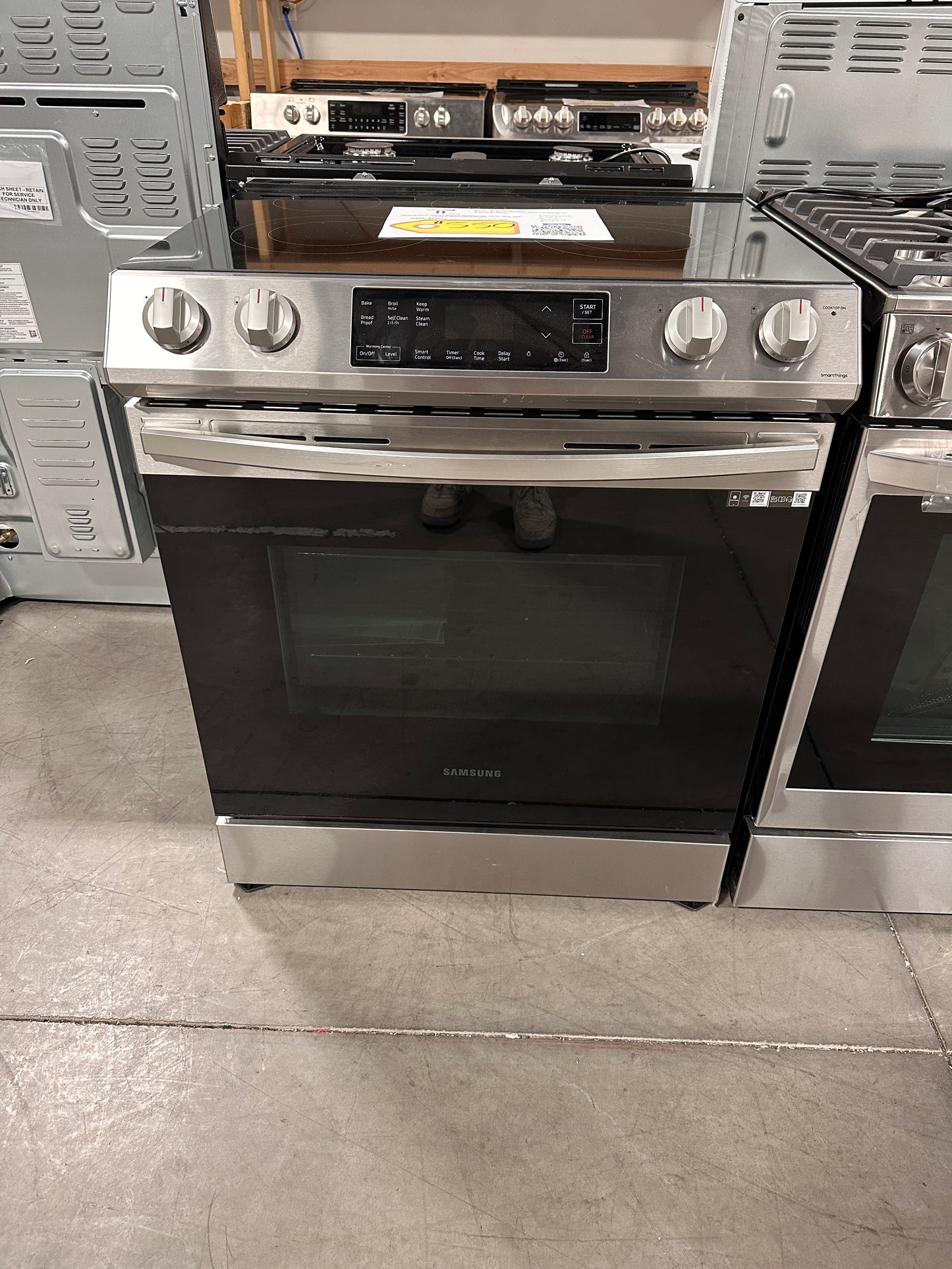 NEW SAMSUNG ELECTRIC RANGE STAINLESS STEEL MODEL: NE63T8111SS  RAG11838