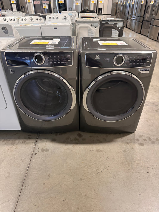 GREAT NEW ELECTROLUX FRONT LOAD WASHER with ELECTRIC DRYER LAUNDRY SET WAS14029 DRY13153